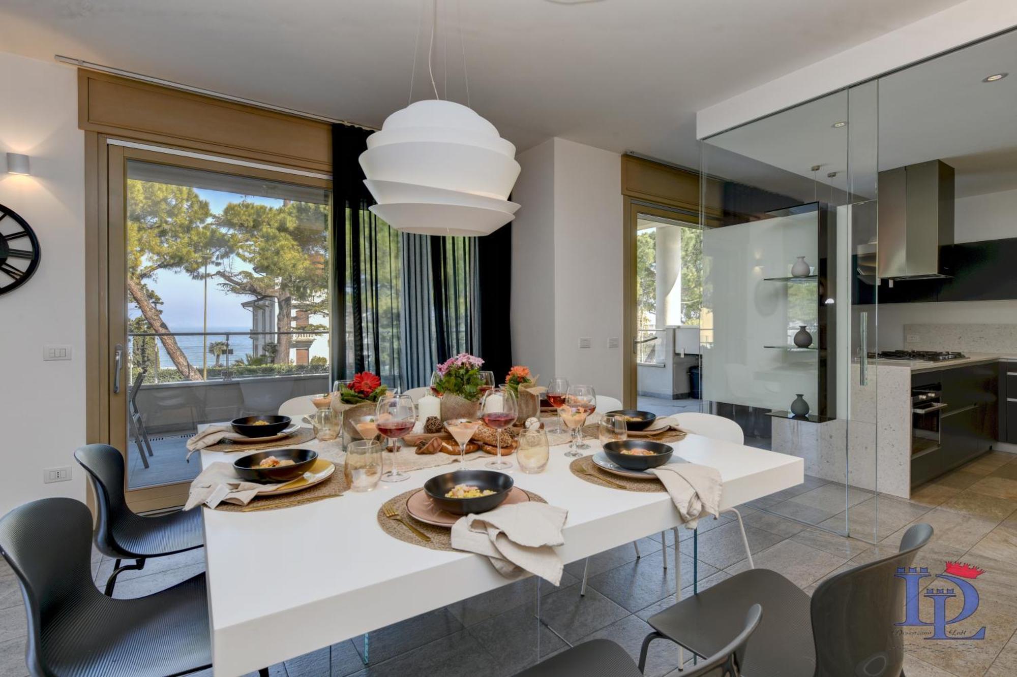Desenzanoloft Oscar Luxury Suite Desenzano del Garda Buitenkant foto